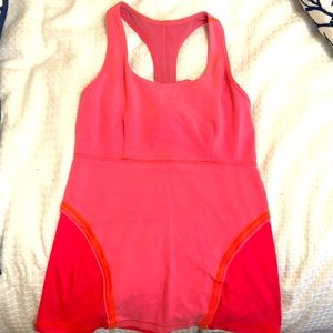 Lululemon workout top